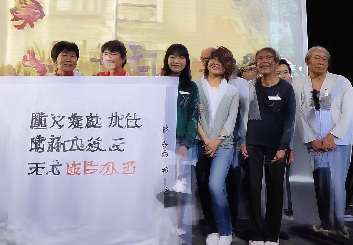 詹姆斯逆风逆转制胜，骑士主场险胜步行者